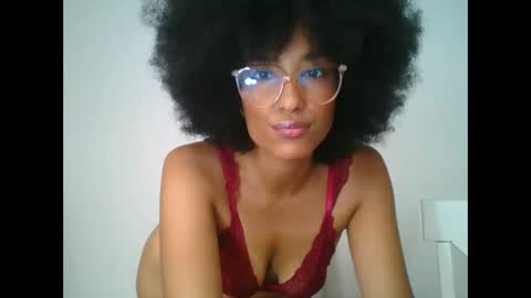 Snapshot of viiolettaaa chatting on 04/15/26, 09:37 viiolettaaa online show from 04/15/26, 09:37