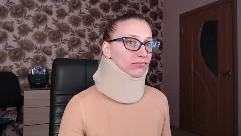 Snapshot of vikaericka chatting on 01/19/25, 07:15 Vika online show from 01/19/25, 07:15