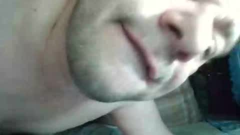 Snapshot of vikbika2 chatting on 02/22/26, 03:29 Tom reunz online show from 02/22/26, 03:29