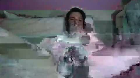 Snapshot of vikbika2 chatting on 03/16/26, 06:06 Tom reunz online show from 03/16/26, 06:06