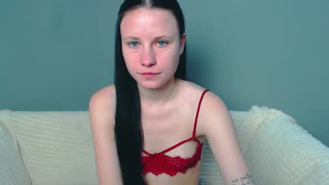 Snapshot of viki_kelt chatting on 12/04/24, 11:57 Viki Kelt online show from 12/04/24, 11:57