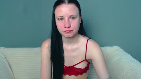 Snapshot of viki_kelt chatting on 12/12/24, 11:47 Viki Kelt online show from 12/12/24, 11:47