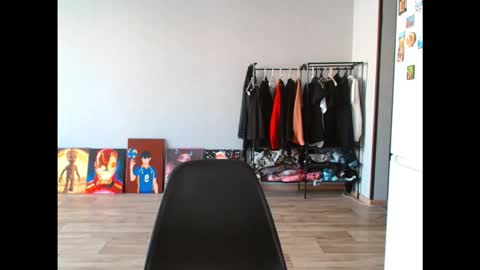 Snapshot of viki_kelt chatting on 09/09/25, 01:49 Viki Kelt online show from 09/09/25, 01:49