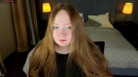 Snapshot of vikiblossom chatting on 11/30/25, 12:53 Vikki online show from 11/30/25, 12:53