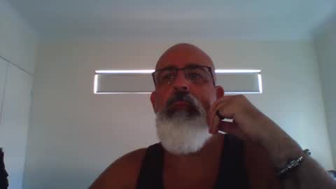 Snapshot of viking666aaa chatting on 01/16/25, 01:48 Viking666 here to play not to pay ladies online show from 01/16/25, 01:48