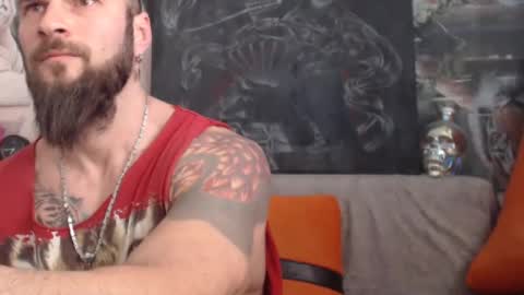 Snapshot of viking_me chatting on 01/16/25, 10:32 viking online show from 01/16/25, 10:32