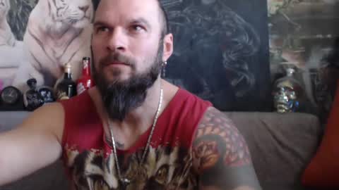 Snapshot of viking_me chatting on 01/20/25, 06:53 viking online show from 01/20/25, 06:53