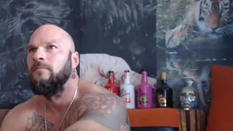 Snapshot of viking_me chatting on 09/17/25, 10:17 viking online show from 09/17/25, 10:17