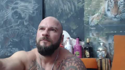 Snapshot of viking_me chatting on 09/18/25, 06:54 viking online show from 09/18/25, 06:54