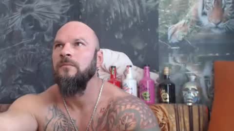 Snapshot of viking_me chatting on 09/23/25, 10:29 viking online show from 09/23/25, 10:29