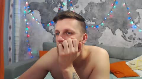 Snapshot of vikingchrisss chatting on 12/17/24, 11:28 vikingchrisss online show from 12/17/24, 11:28