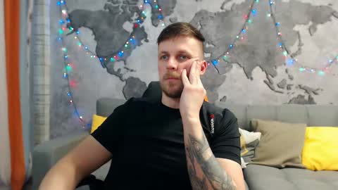 Snapshot of vikingchrisss chatting on 01/11/25, 09:57 vikingchrisss online show from 01/11/25, 09:57