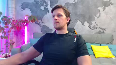Snapshot of vikingchrisss chatting on 02/25/26, 11:20 vikingchrisss online show from 02/25/26, 11:20