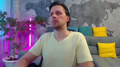 Snapshot of vikingchrisss chatting on 04/11/26, 10:30 vikingchrisss online show from 04/11/26, 10:30