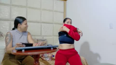 vikiTomson online show from 01/12/26, 01:16