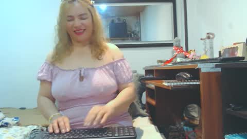 VIKKKTORIAAA online show from 02/04/25, 05:10