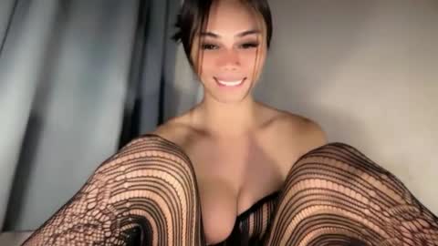 vikkylustfull online show from 06/22/26, 03:25