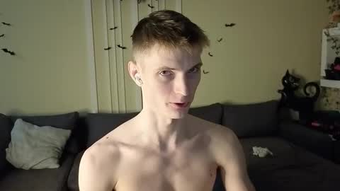 Max online show from 11/16/25, 07:41