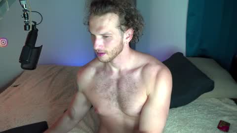 Snapshot of viktor_secret chatting on 12/27/24, 01:39 fansly VITEKsecret online show from 12/27/24, 01:39