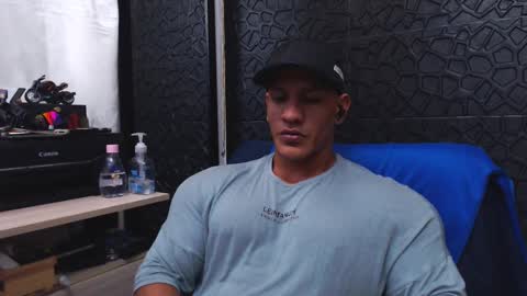 Viktor Herrera online show from 09/20/25, 04:52