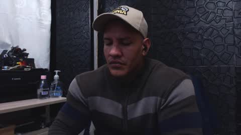 Viktor Herrera online show from 09/25/25, 10:41