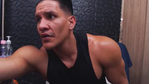 Viktor Herrera online show from 11/07/25, 04:18