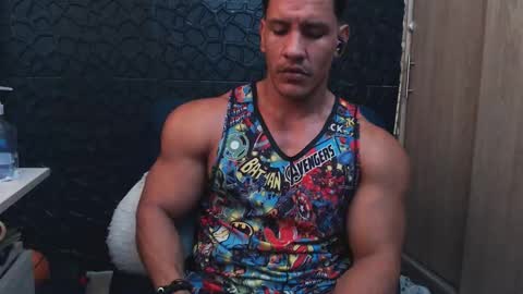 Viktor Herrera online show from 11/20/25, 05:34