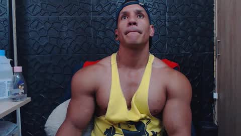 Snapshot of viktorherrera chatting on 01/09/26, 08:10 Viktor Herrera online show from 01/09/26, 08:10