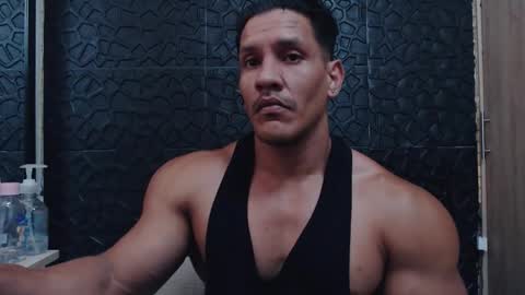 Snapshot of viktorherrera chatting on 01/13/26, 07:41 Viktor Herrera online show from 01/13/26, 07:41