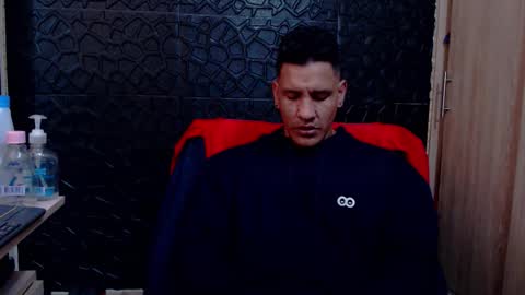 Snapshot of viktorherrera chatting on 02/02/26, 03:33 Viktor Herrera online show from 02/02/26, 03:33