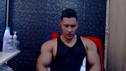 Snapshot of viktorherrera chatting on 02/08/26, 03:15 Viktor Herrera online show from 02/08/26, 03:15