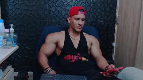 Snapshot of viktorherrera chatting on 02/09/26, 08:57 Viktor Herrera online show from 02/09/26, 08:57