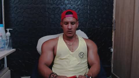 Snapshot of viktorherrera chatting on 02/15/26, 09:22 Viktor Herrera online show from 02/15/26, 09:22