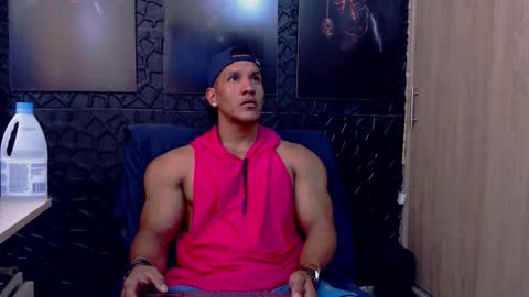 Snapshot of viktorherrera chatting on 03/16/26, 03:05 Viktor Herrera online show from 03/16/26, 03:05