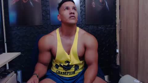 Viktor Herrera online show from 06/25/26, 07:07