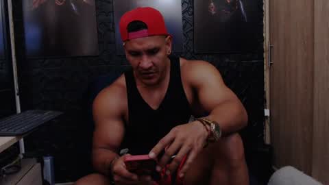 Viktor Herrera online show from 06/29/26, 03:56
