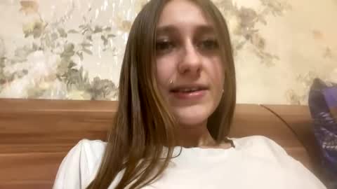 Snapshot of viktoria9898 chatting on 01/03/25, 01:38 Sweett online show from 01/03/25, 01:38