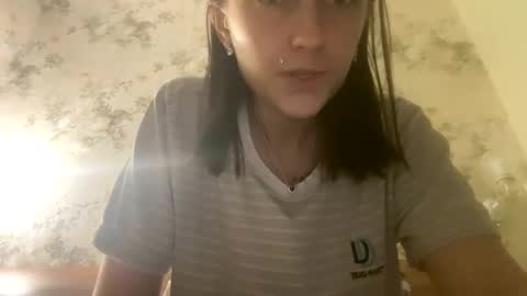 Snapshot of viktoria9898 chatting on 03/09/26, 12:36 Sweett online show from 03/09/26, 12:36
