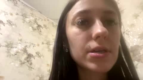 Snapshot of viktoria9898 chatting on 03/14/26, 10:26 Sweett online show from 03/14/26, 10:26