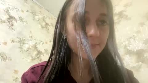 Snapshot of viktoria9898 chatting on 03/24/26, 01:43 Sweett online show from 03/24/26, 01:43