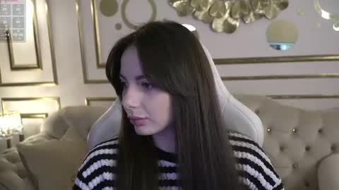 Snapshot of viktoria_storm chatting on 02/07/25, 07:49 Alisa online show from 02/07/25, 07:49