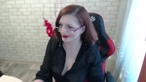 Snapshot of vikualex69 chatting on 03/12/25, 08:30 vikualex69 online show from 03/12/25, 08:30