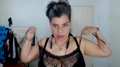 VIKY ADAMS online show from 02/27/25, 02:32