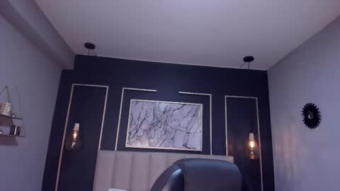 Victoria online show from 12/02/25, 09:43