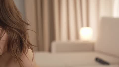 Snapshot of villanelle_l chatting on 03/01/25, 07:04 Lana online show from 03/01/25, 07:04