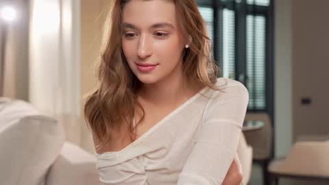 Snapshot of villanelle_l chatting on 03/05/25, 11:49 Lana online show from 03/05/25, 11:49