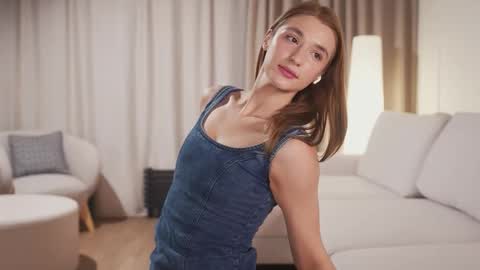 Snapshot of villanelle_l chatting on 12/03/25, 12:25 Lana online show from 12/03/25, 12:25