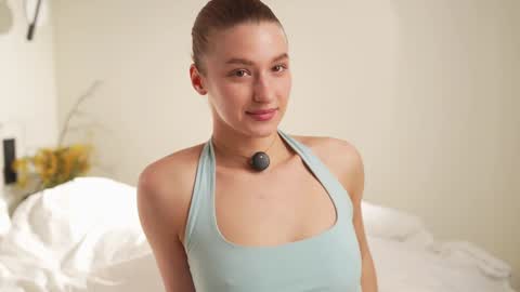 Snapshot of villanelle_l chatting on 03/25/26, 11:38 Lana online show from 03/25/26, 11:38