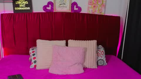 viloet_sweet online show from 06/26/26, 02:05