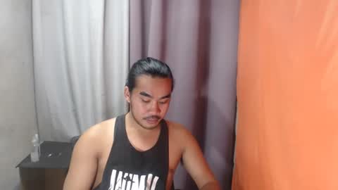 Snapshot of vin_17 chatting on 01/30/25, 05:49 Call me Marvin online show from 01/30/25, 05:49